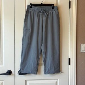 G4Free Capris size Large
